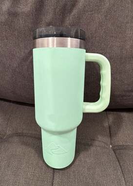 RTIC 40 oz Ceramic Lined Road Trip Tumbler in the shade Fresh Mint